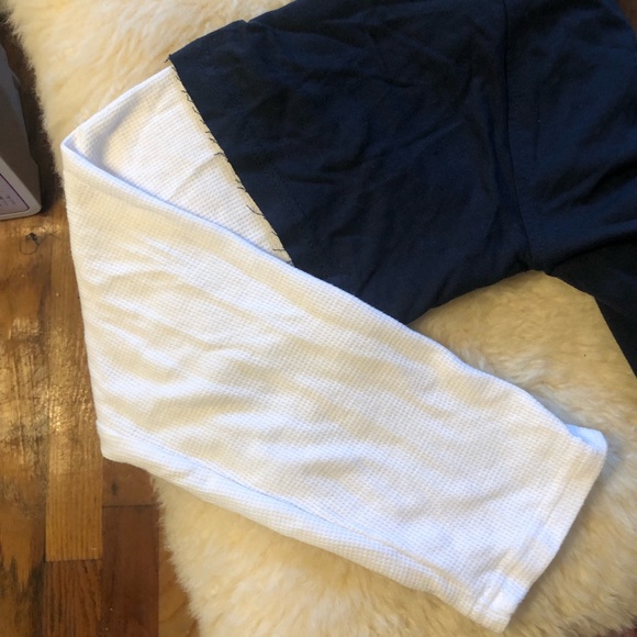 NWOT ORIGINAL USE Black White Layered Short + Long Sleeve Thermal Tee Shirt - M - Picture 14 of 16